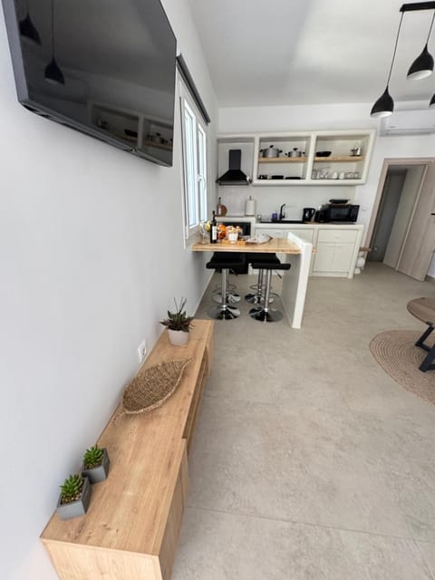 TV and multimedia, Dining area