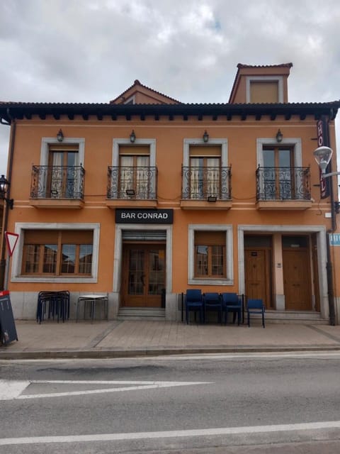Property building, Location