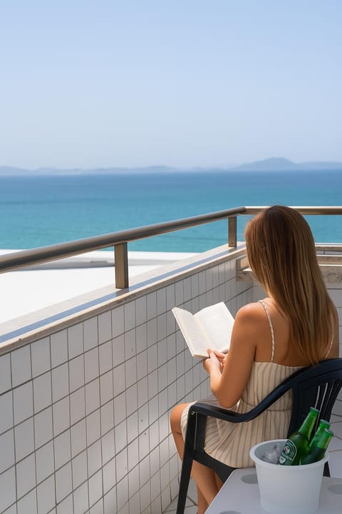 Day, People, Natural landscape, View (from property/room), Balcony/Terrace, Sea view, group of guests