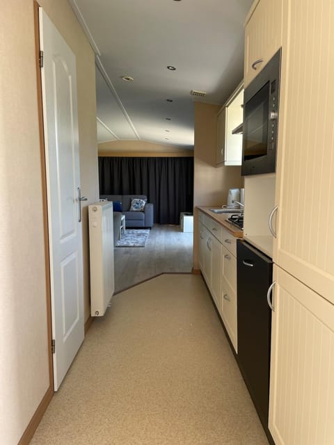 Cozy chalet near beach, dune and forest House in South Holland (province)