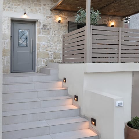 Property building, Patio, Patio, Facade/entrance, View (from property/room), View (from property/room), Balcony/Terrace, City view, City view, Garden view, Garden view, Landmark view, Landmark view, Mountain view, Mountain view, Street view, Street view, Location, Quiet street view, Inner courtyard view, acessibility