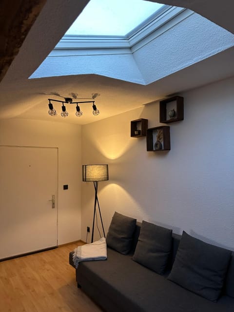 TV and multimedia, Seating area