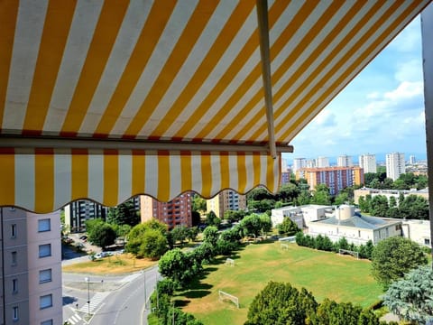 Natural landscape, City view