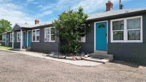 Cool Stay Near Rapids Stadium Ideal for Sports Fans Apartment in Commerce City