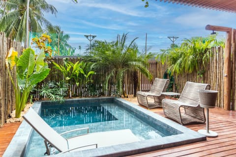 Garden, Pool view, Swimming pool, Swimming pool, sunbed