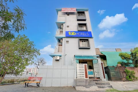 Property building, Facade/entrance