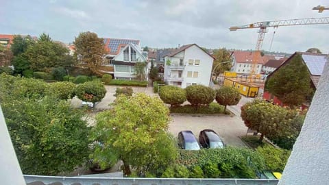 Spring, Day, Neighbourhood, Natural landscape, Bird's eye view, Garden, City view, Garden view, Street view