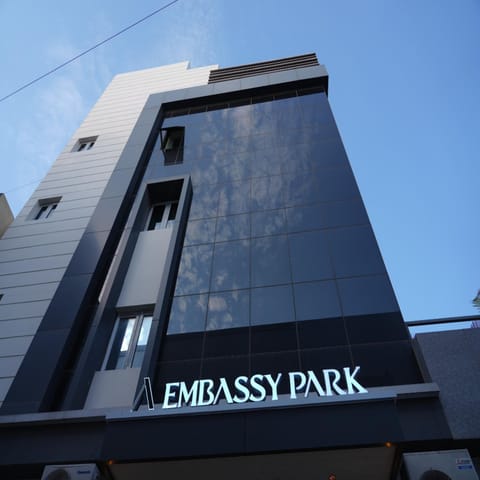 Property building, Day, Street view