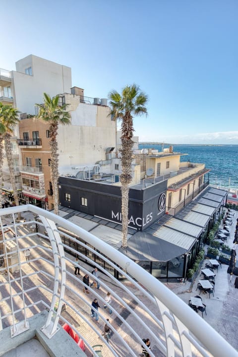 Stylish Apartment in Bay Square 2 Apartment in Saint Paul's Bay