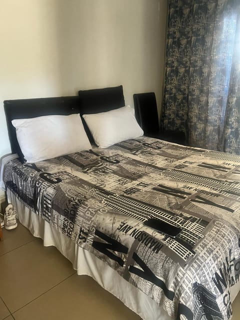 Hidden weaver Bed and Breakfast in Cape Town