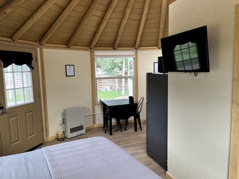 Stunning Mongolian-Style Yurt in South Fork, Colorado, for Dreamy Weekends in Nature Luxury tent in South Fork