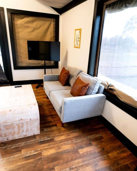 Romantic Safari Tent with Grill and Hot Tub in Cedar Bluff, Alabama Luxury tent in Weiss Lake