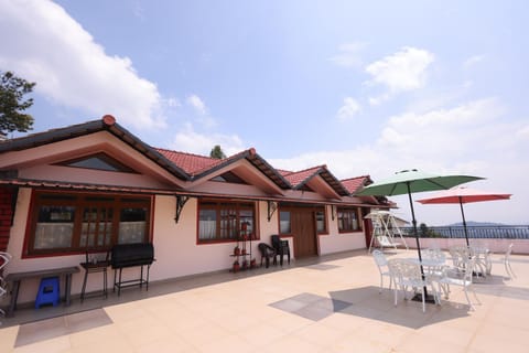Property building, View (from property/room), Balcony/Terrace