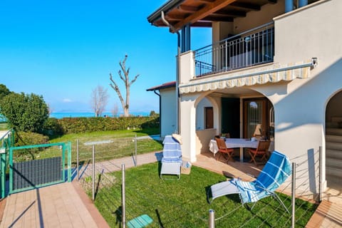 Property building, Garden, View (from property/room), Garden view