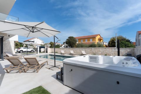 Patio, Hot Tub, Pool view, Swimming pool, sunbed