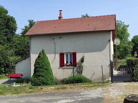 Authentique maison éclusière House in Centre-Val de Loire