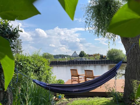 Garden, Balcony/Terrace, River view