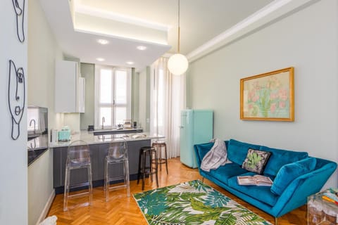 Kitchen or kitchenette, Living room, Dining area