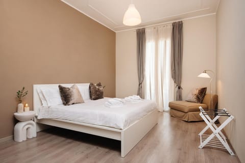 Bed, Decorative detail, Bedroom