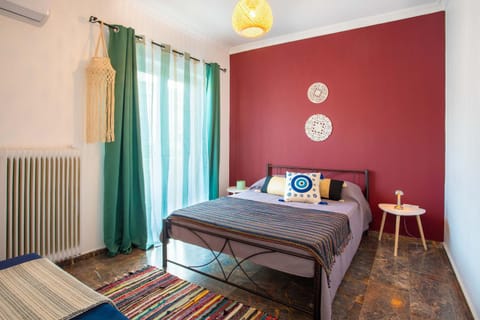 Bed, Photo of the whole room, air conditioner