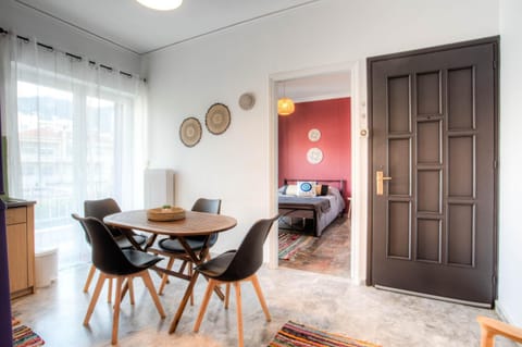 Bed, Seating area, Bedroom