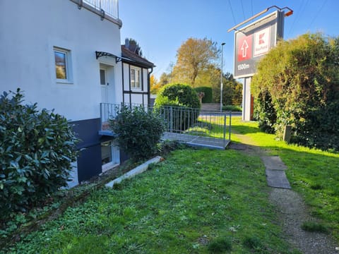 Property building, Garden, Garden view