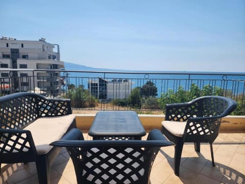 Day, Balcony/Terrace, Seating area, Sea view