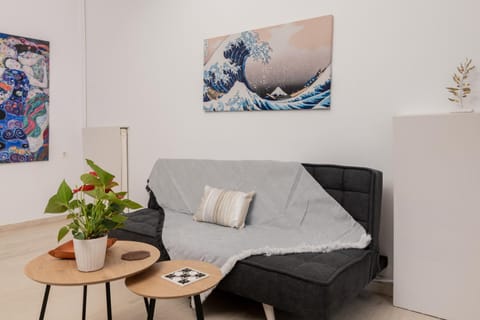 Living room, Decorative detail, Seating area