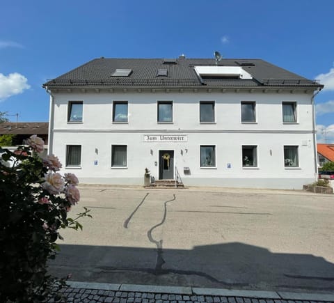 Property building, Day