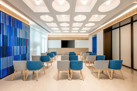 Meeting/conference room