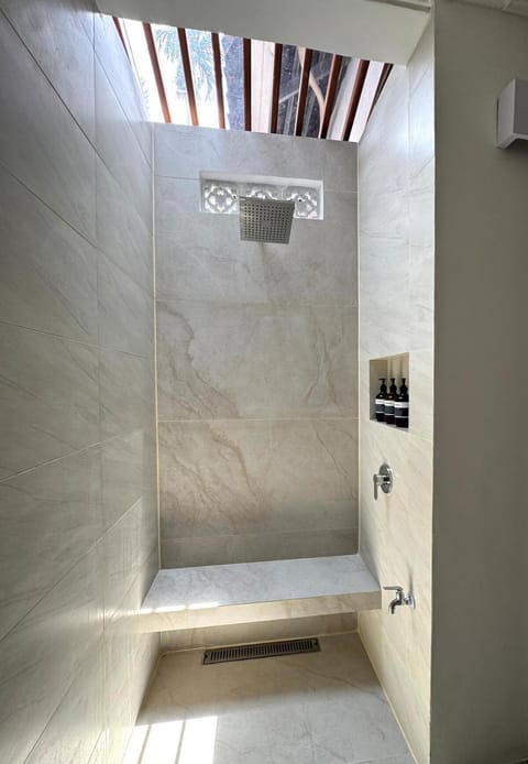 Old Eiwa house Apartment in Ubud