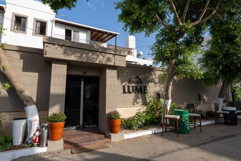 Property building, Day