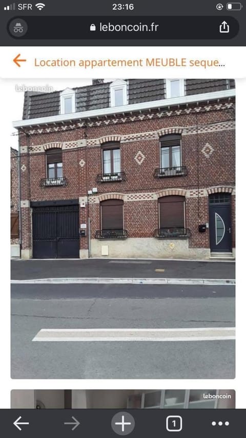 Property building, View (from property/room), Street view, Parking
