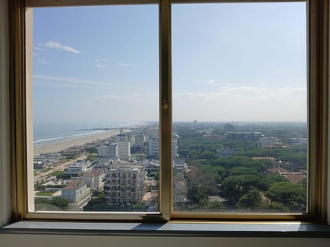 CV011 - Milano Marittima, trilocale fronte mare con vista esclusiva Apartment in Milano Marittima