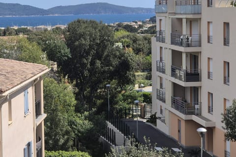 Apartment with terrace near the beach Apartment in Cavalaire-sur-Mer