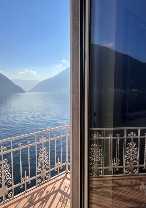 Special apartment on Lakeside Apartment in Tremezzina