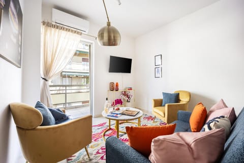 TV and multimedia, Seating area, furniture