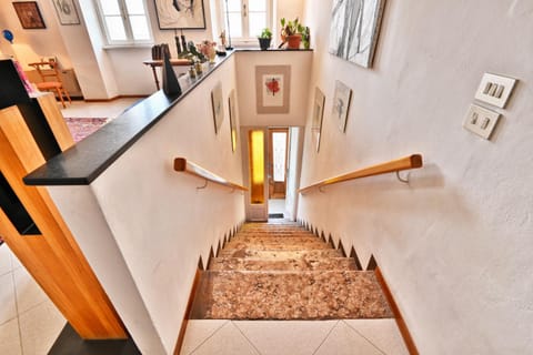 Appartamento Il Teatro by Theater Home Apartment in Gargnano