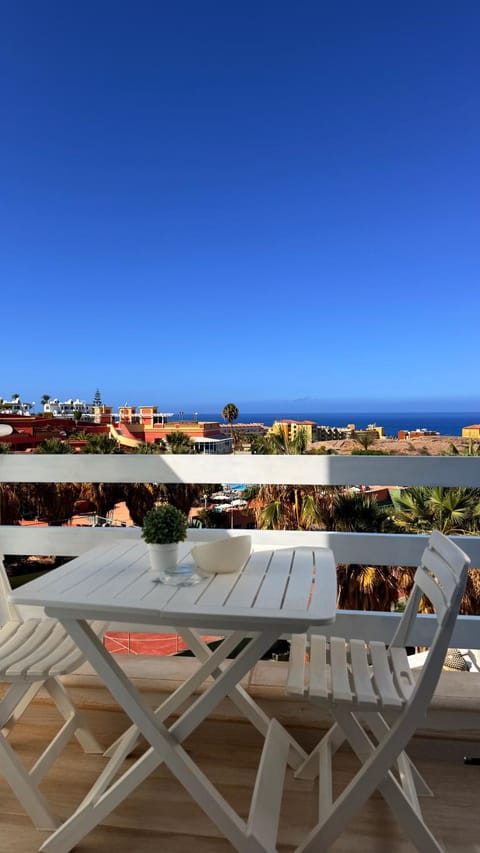 Day, Natural landscape, View (from property/room), Balcony/Terrace, Balcony/Terrace, Sea view