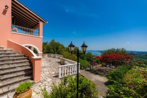 Property building, Garden, Garden view, Sea view