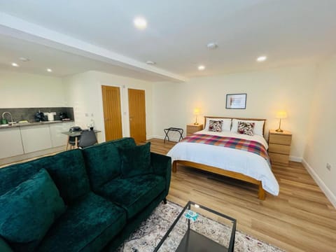 Kitchen or kitchenette, Photo of the whole room, Seating area, Bedroom