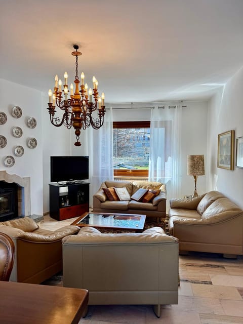 Villetta Rosa House in Domodossola