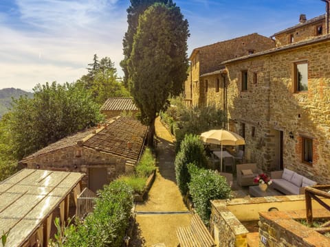 Inner courtyard view
