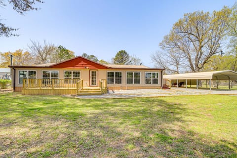 Walk to Beach Eufaula Fishermans Delight Home House in Longtown