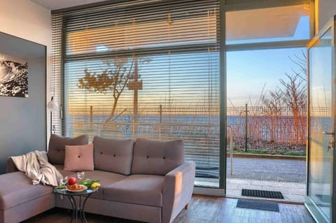 Day, Natural landscape, View (from property/room), Balcony/Terrace, Living room, Seating area