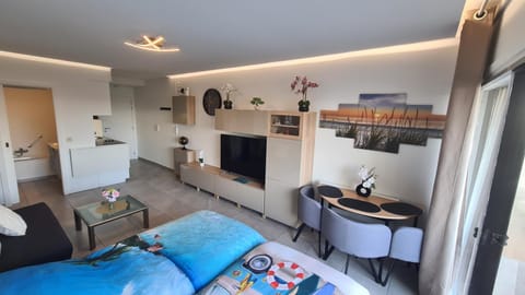 SEA SIDE studio Apartment in Koksijde
