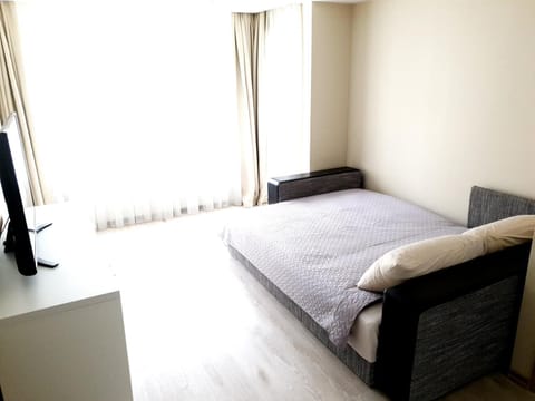 Bed, Living room, Bedroom