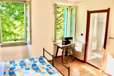 Bed, View (from property/room), Photo of the whole room, Bedroom