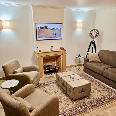TV and multimedia, Living room