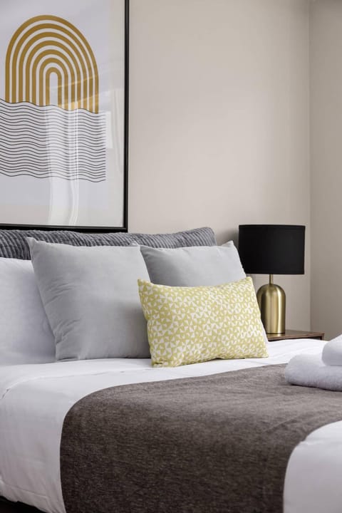 Peaceful spacious 2BR Suite House in Nanaimo